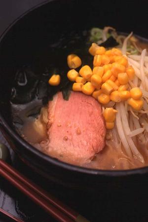 こだわりのウイスキーを販売している酒屋