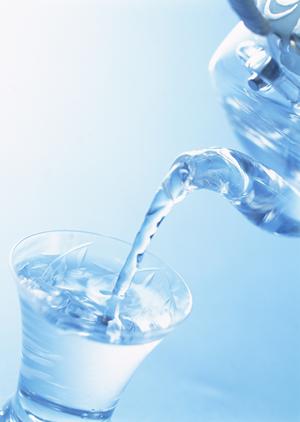 インターネットでお酒を購入するのはとても便利です